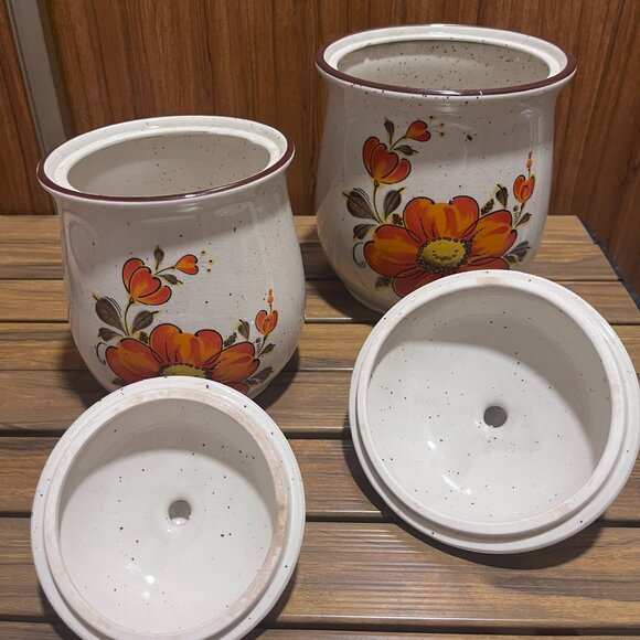 (VK)Vintage 1970s Valencia Poppy Stoneware Canisters (2) - Picture 3 of 9